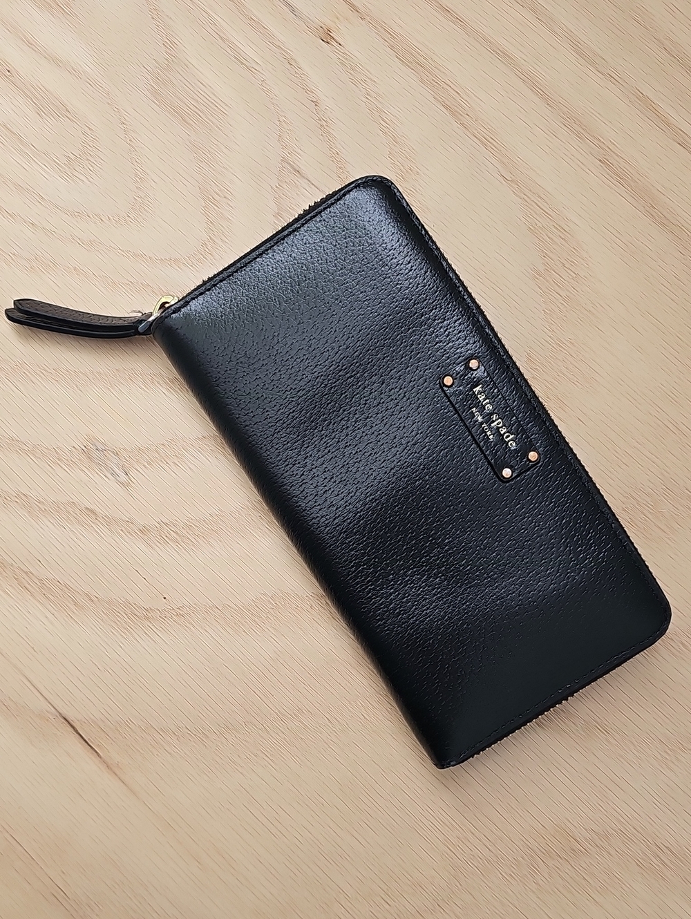 Kate Spade Zip-Around Leather Wallet